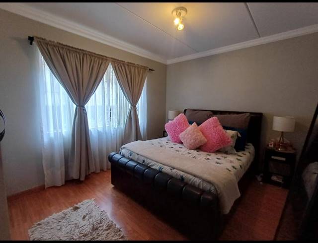 2 BEDROOM TOWNHOUSE FOR SALE IN BARDENE